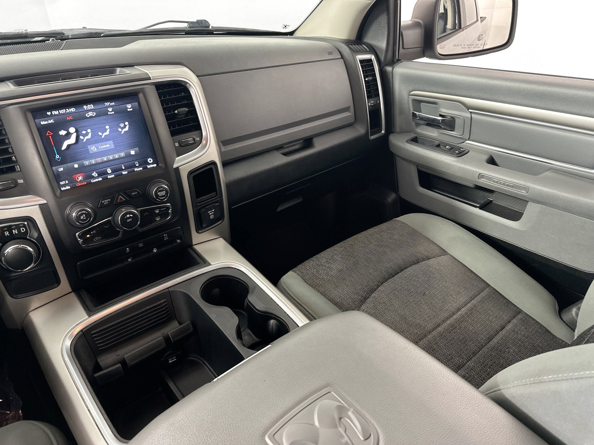 Used 2020 RAM 1500 Classic SLT w/ Luxury Group image 23