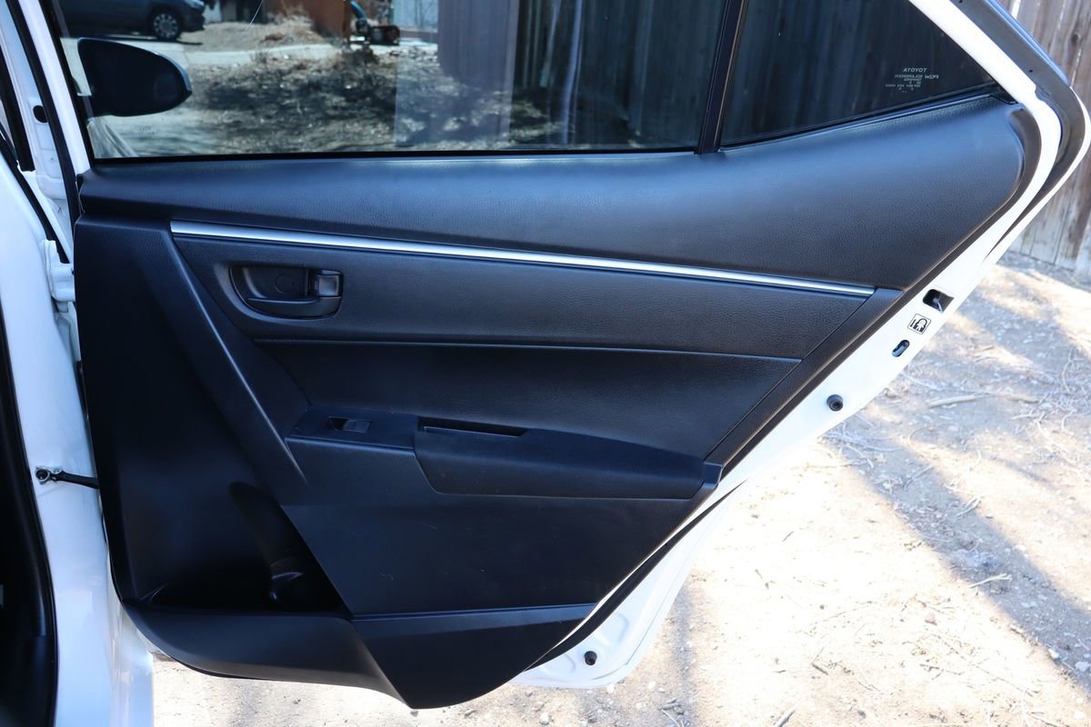 Used 2014 Toyota Corolla L image 25