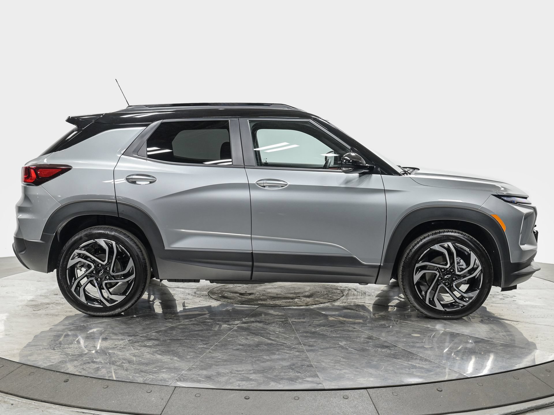 Used 2026 Chevrolet TrailBlazer RS AWD/4WD image 8