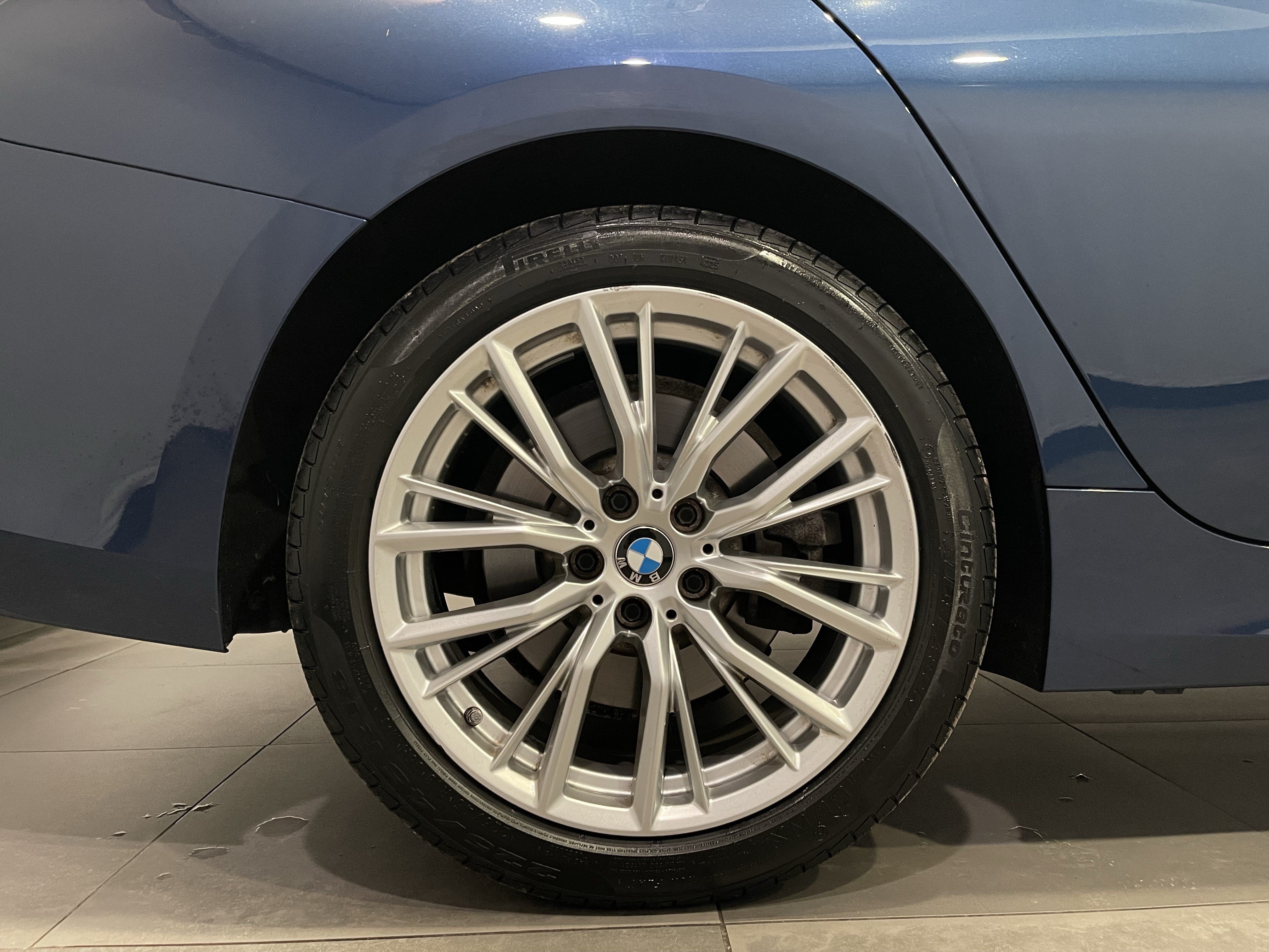 Certified 2023 BMW 330i xDrive Sedan w/ Parking Assistance Package AWD/4WD image 9
