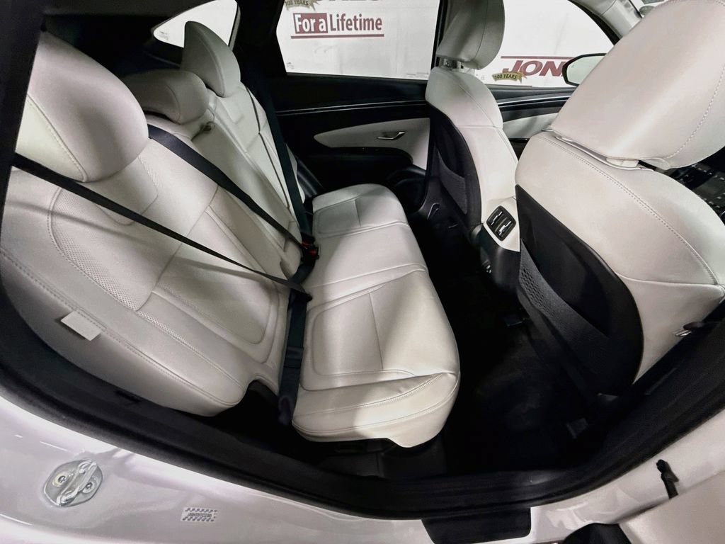 Certified 2024 Hyundai Tucson Limited AWD/4WD image 32