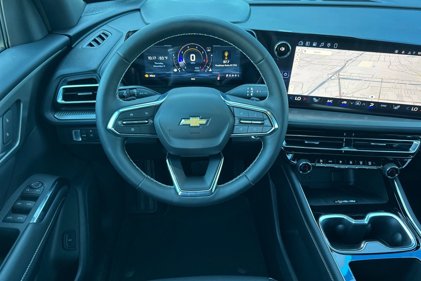 New 2026 Chevrolet Traverse LT image 14