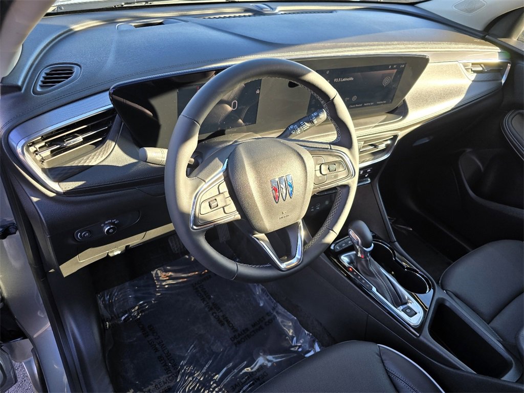 Certified 2024 Buick Encore GX Avenir image 15