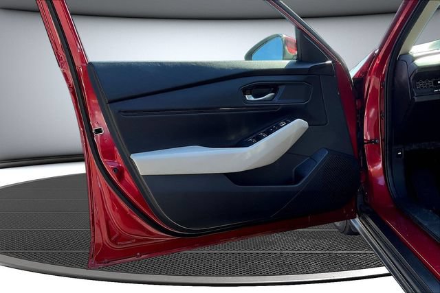 Used 2024 Honda Accord EX image 22