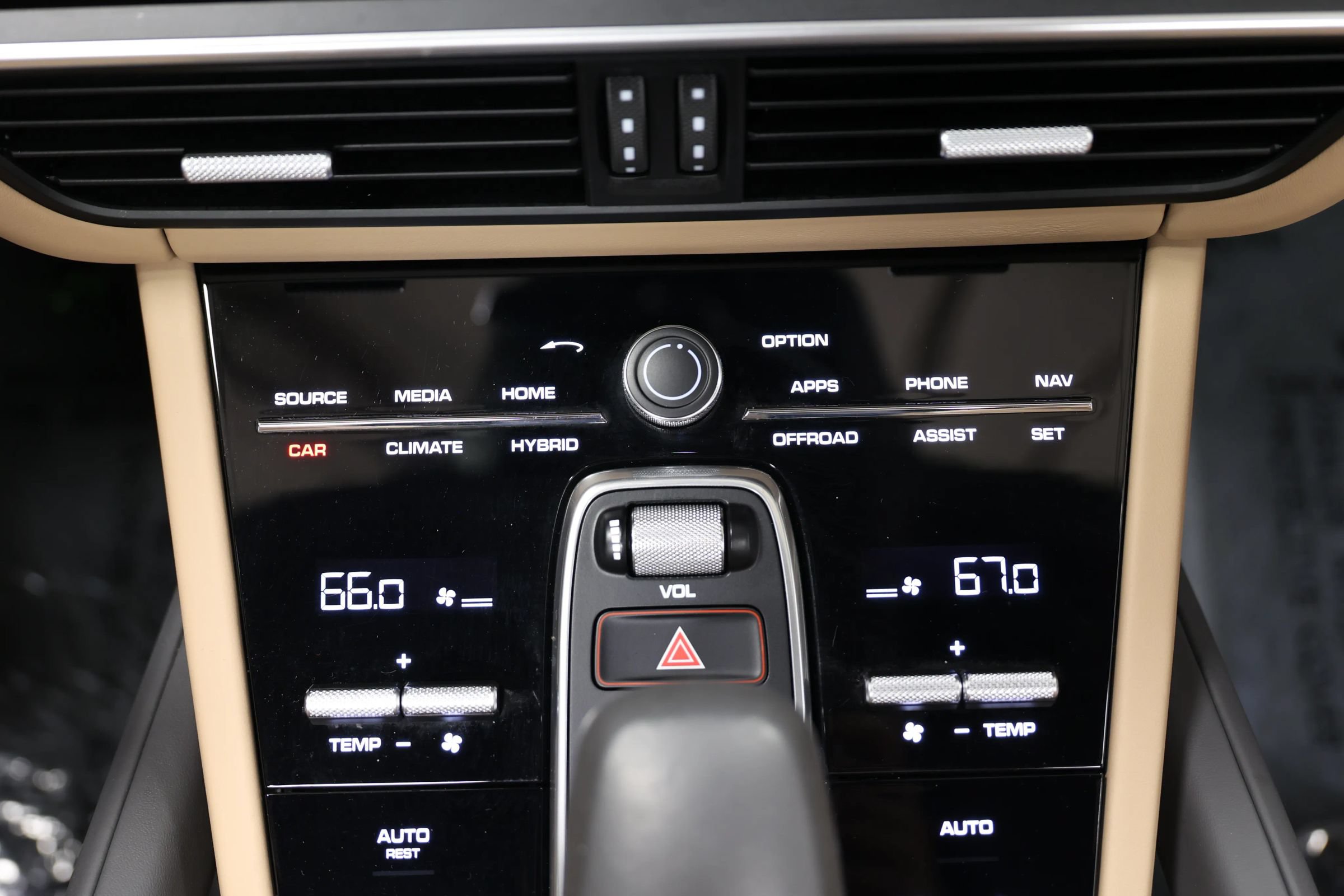 Used 2021 Porsche Cayenne Turbo S AWD/4WD image 54