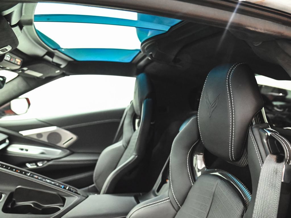 Used 2024 Chevrolet Corvette Stingray Premium Cpe w/ Z51 Performance Package RWD image 28