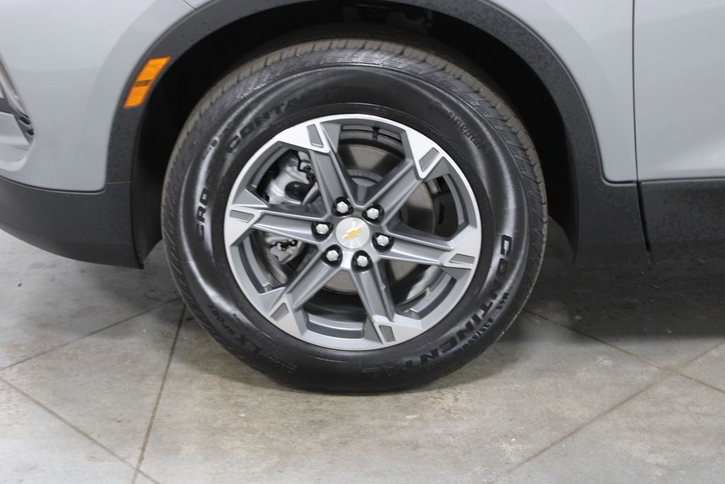 Used 2025 Chevrolet Blazer LT image 17