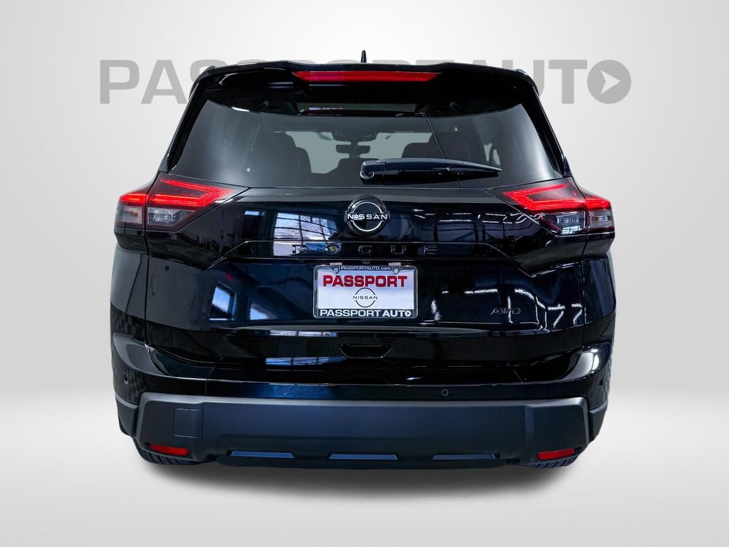 Certified 2026 Nissan Rogue Dark Armor AWD/4WD image 9