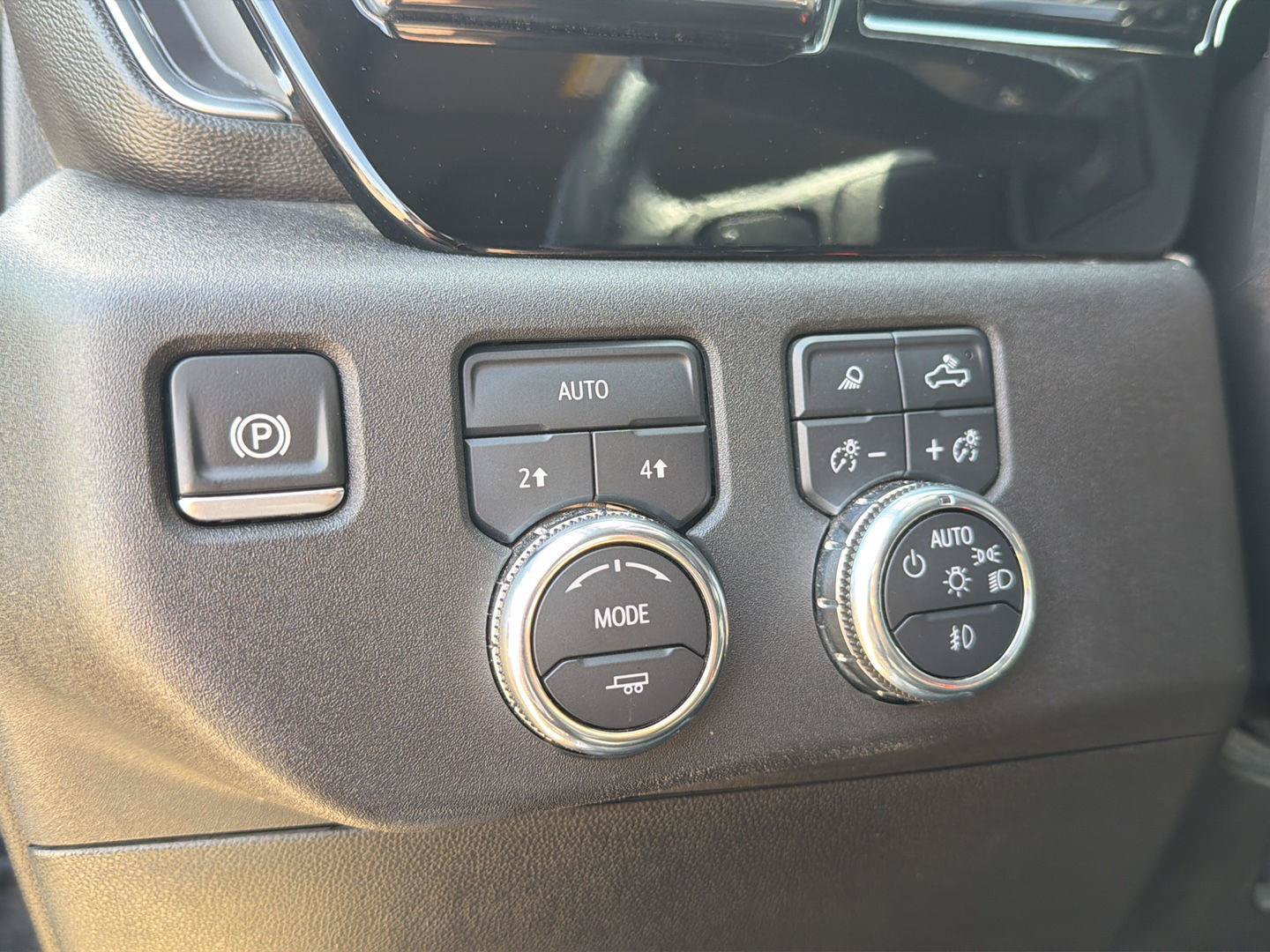Used 2025 GMC Sierra 1500 SLT AWD/4WD image 20