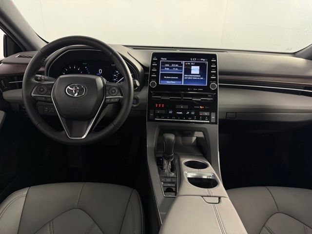 Used 2021 Toyota Avalon XLE w/ Moonroof Package image 24