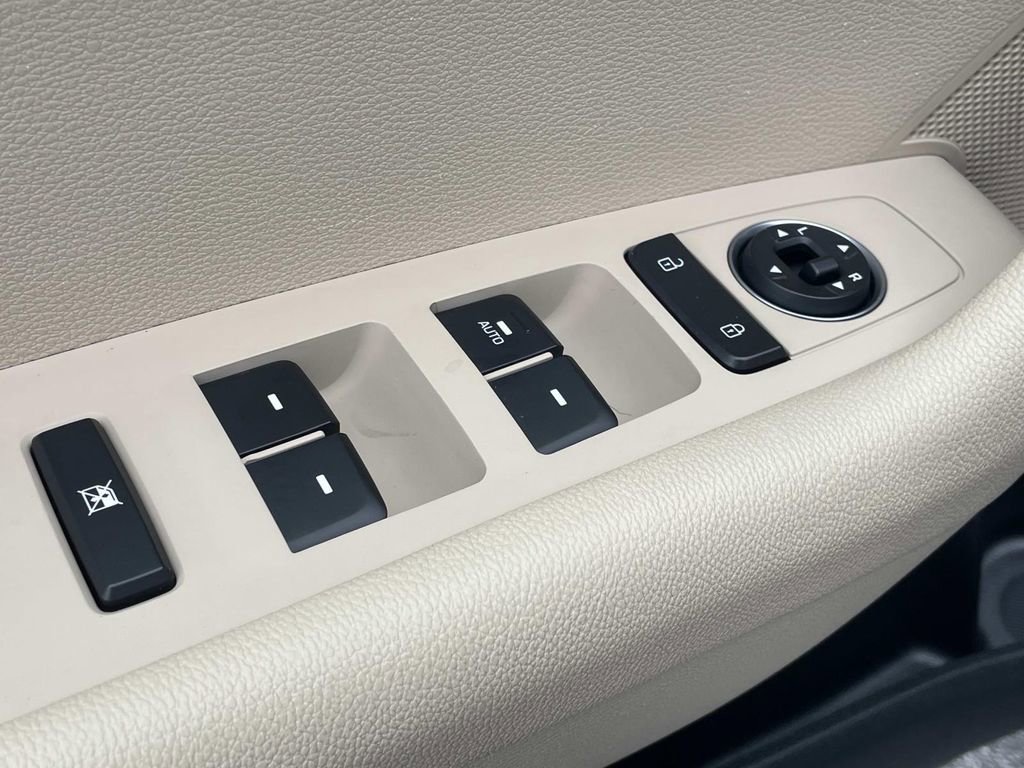 Used 2017 Hyundai Sonata SE image 15