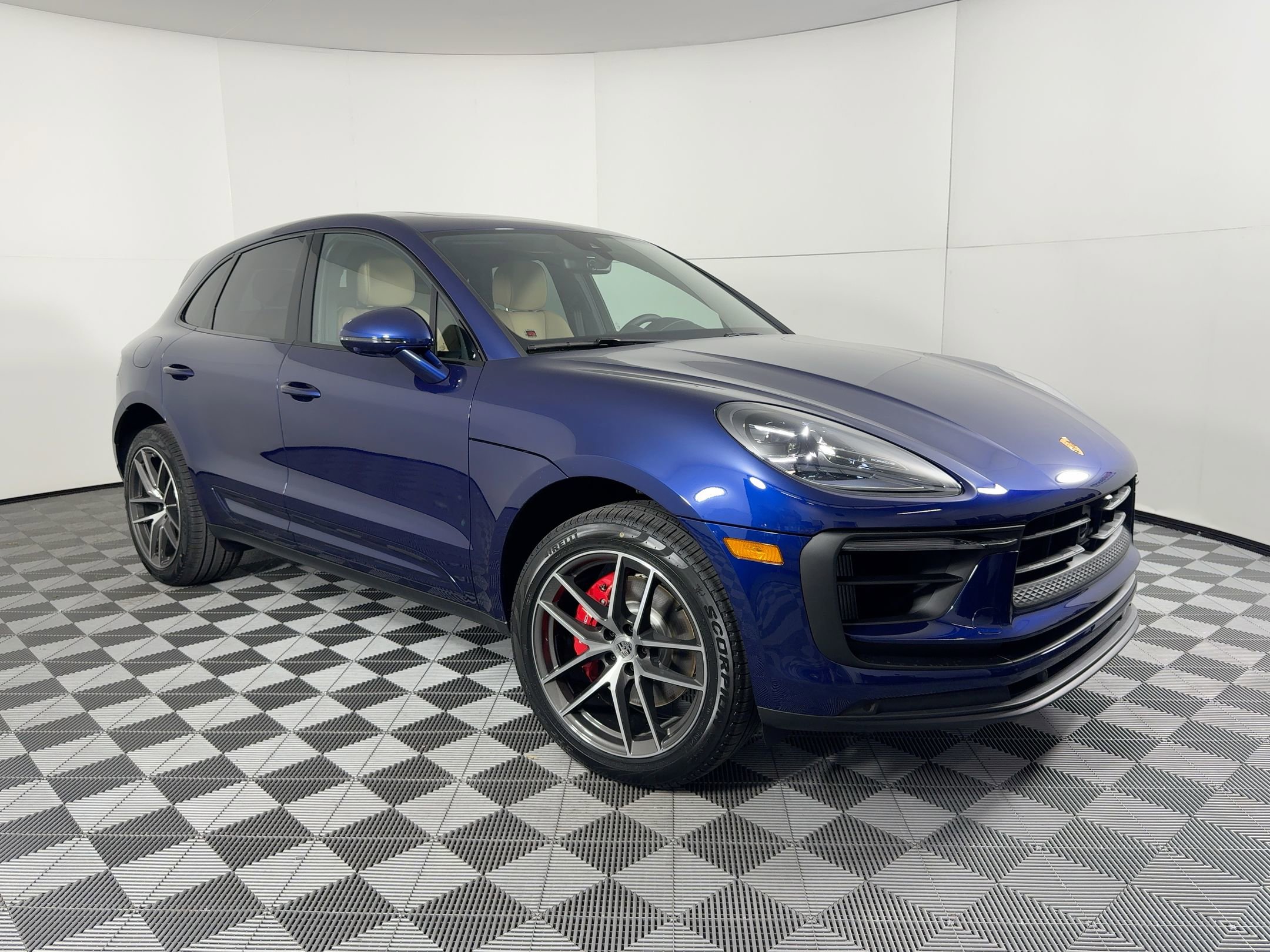 Used 2026 Porsche Macan S image 7