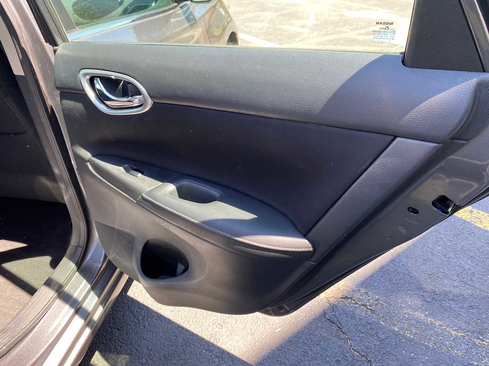 Used 2018 Nissan Sentra SV FWD image 31