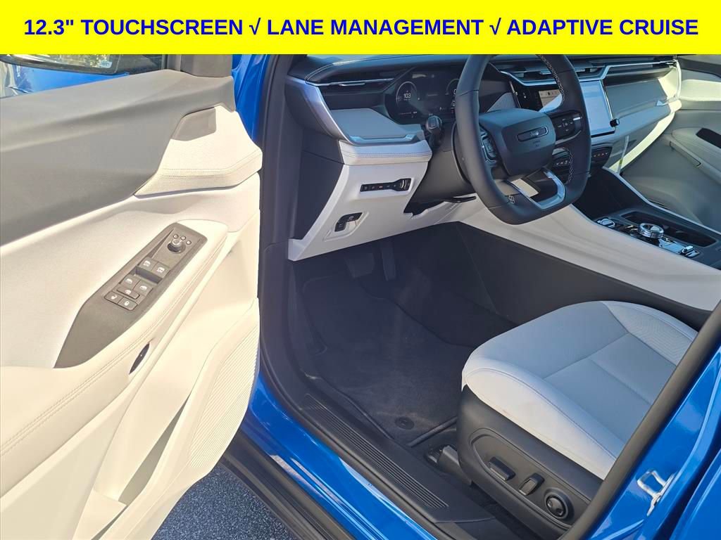 New 2026 Jeep Cherokee Laredo image 4