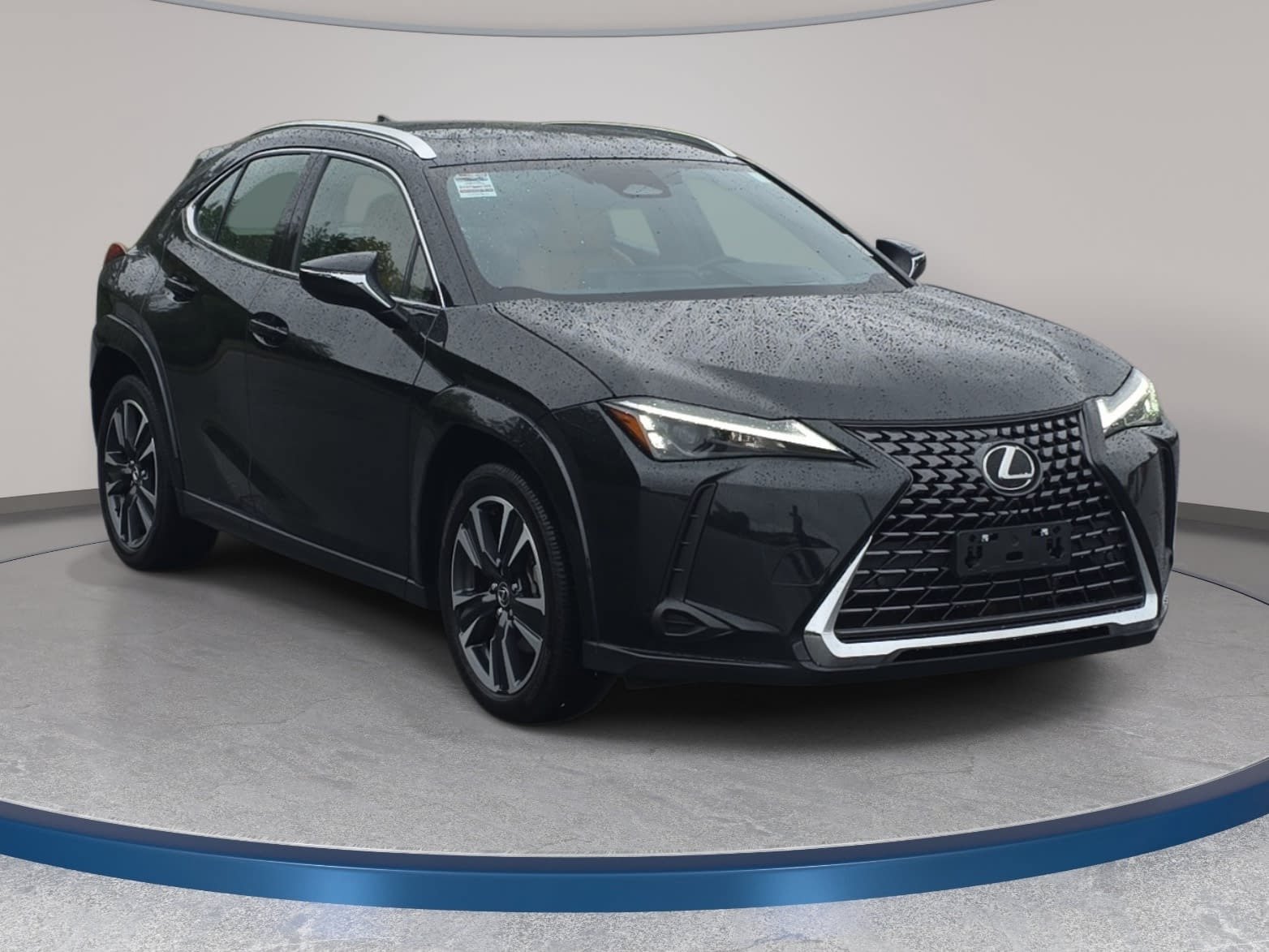 Used 2025 Lexus UX 300h AWD w/ Accessory Package (Z2) image 3