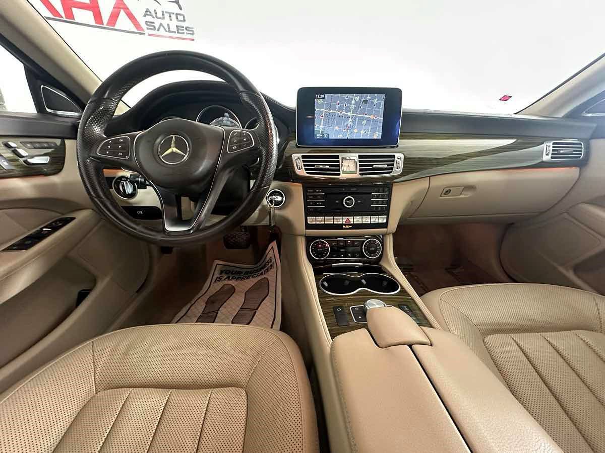 Used 2015 Mercedes-Benz CLS 400 image 27