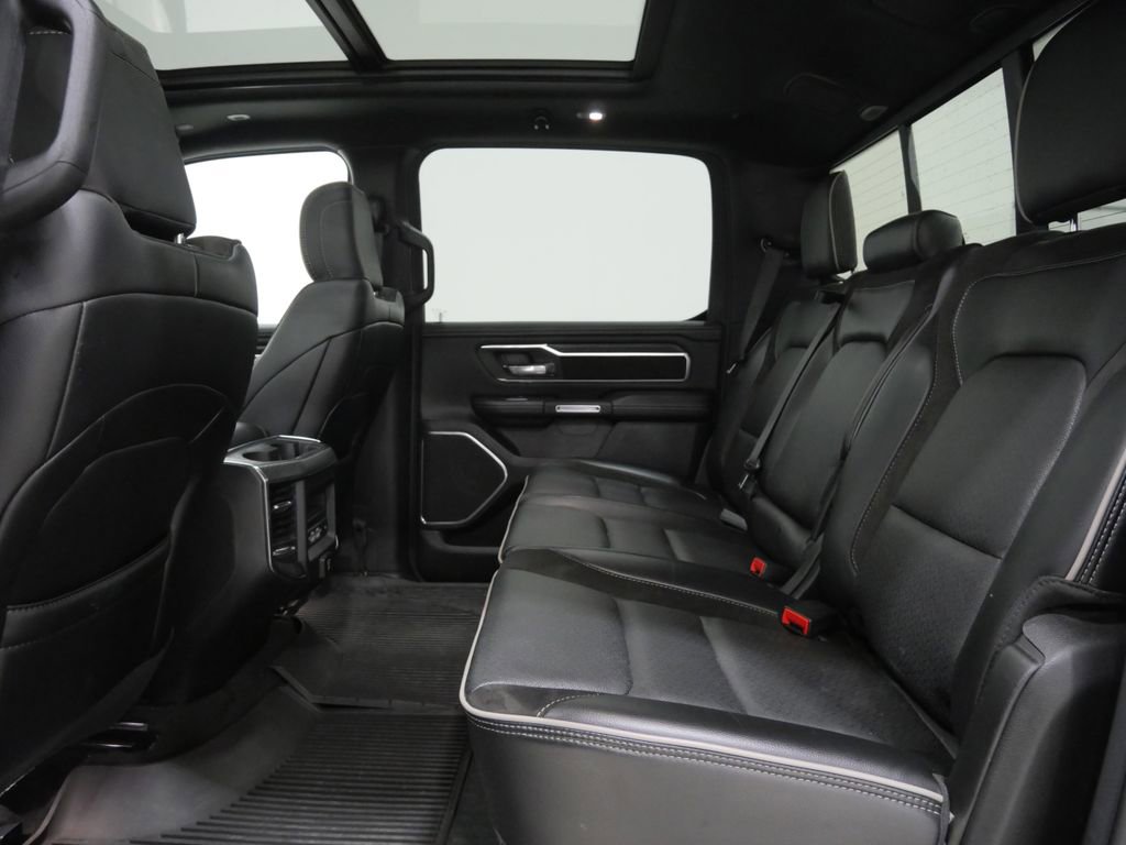 Used 2024 RAM 1500 Laramie AWD/4WD image 19