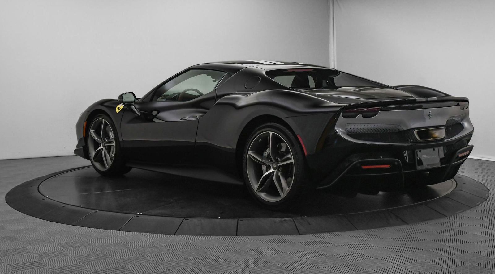 Used 2022 Ferrari 296 GTB image 5