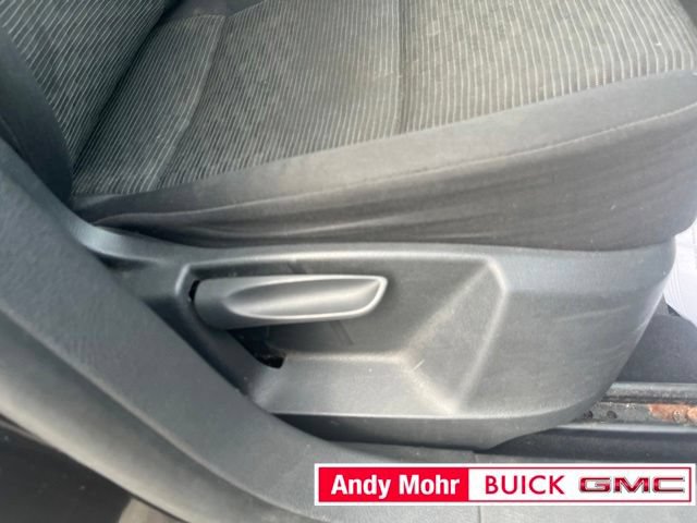 Used 2012 Volkswagen Tiguan S FWD image 39