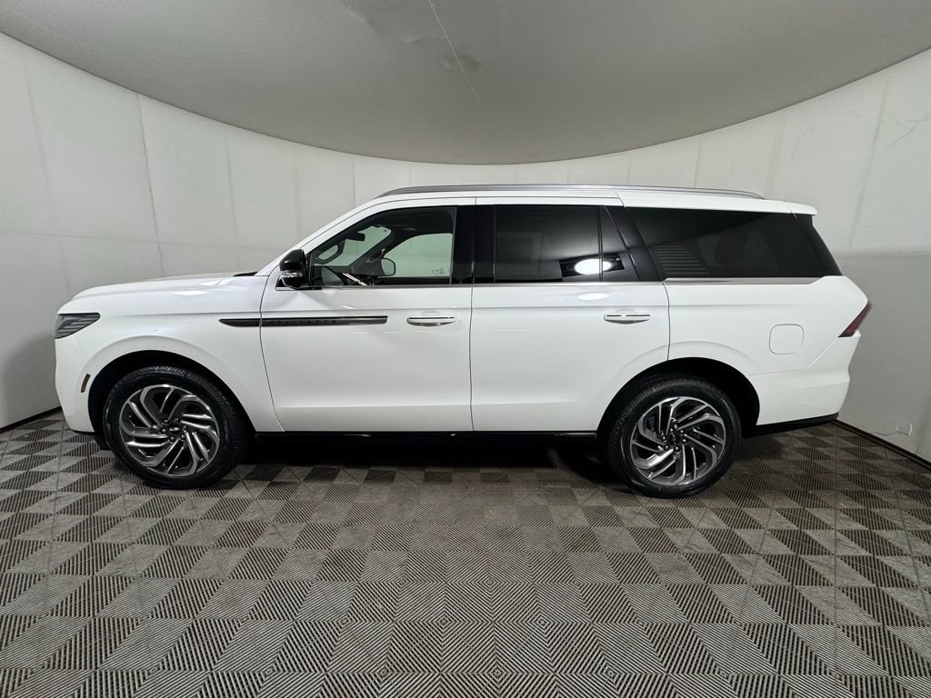 New 2026 Lincoln Navigator Reserve AWD/4WD video 2