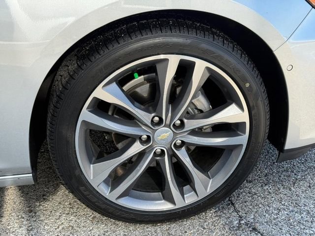 Certified 2019 Chevrolet Malibu Premier w/ Sun and Wheel Package image 7