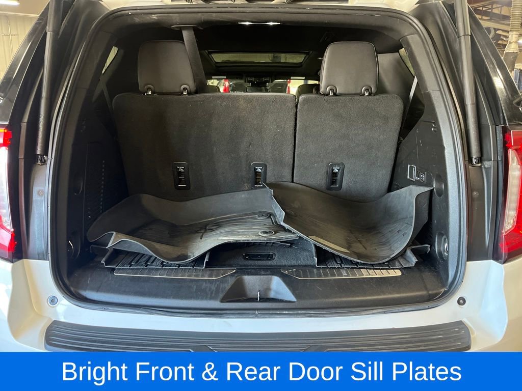 Used 2023 GMC Yukon AT4 w/ Technology Package image 29