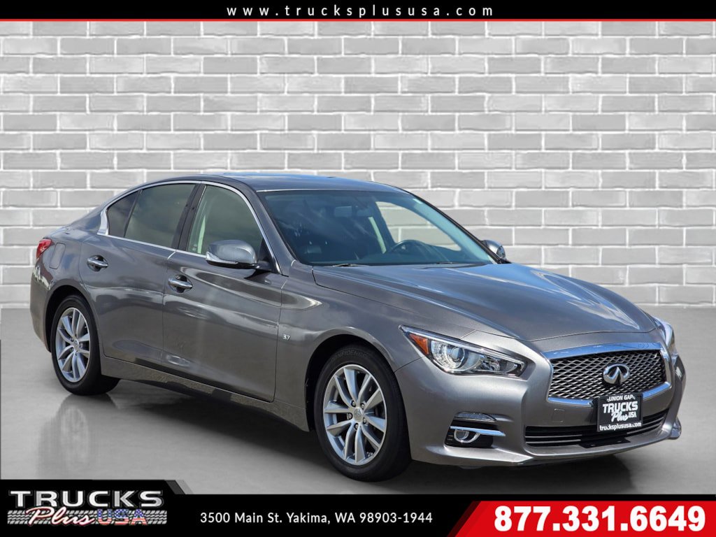 Used 2015 INFINITI Q50 w/ Moonroof Package RWD image 1