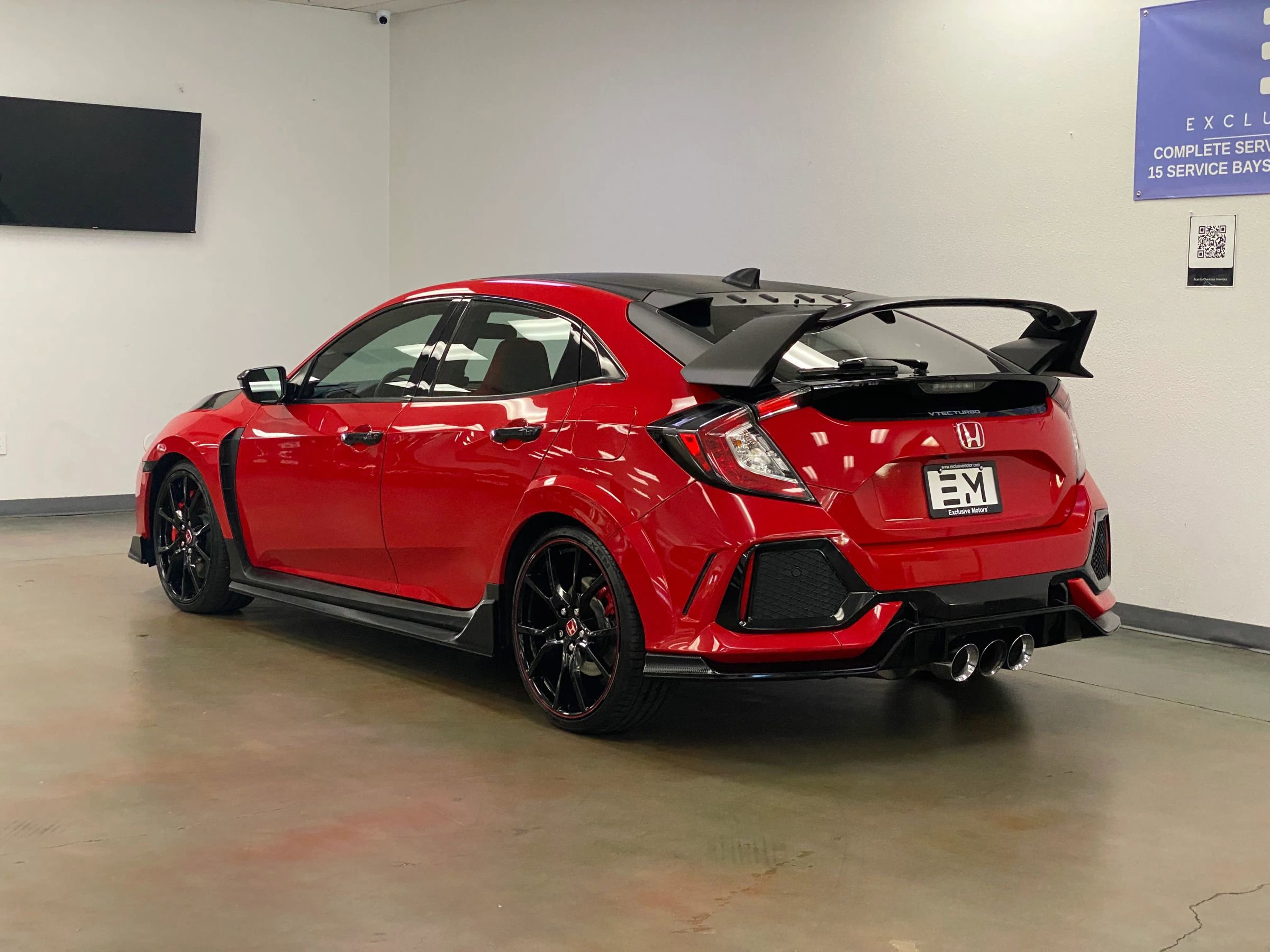 Used 2018 Honda Civic Type R image 9