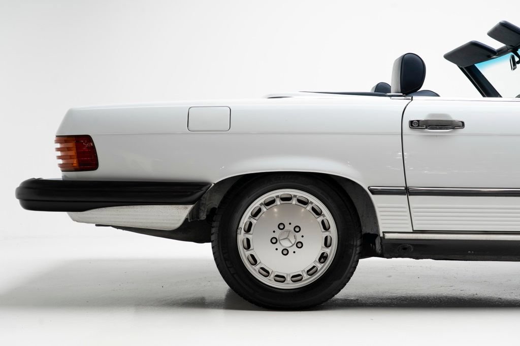 Used 1988 Mercedes-Benz 560 SL image 57