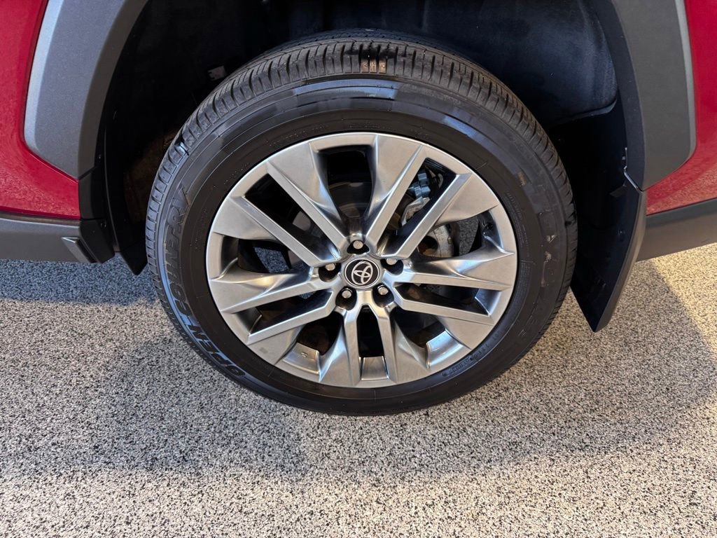 Certified 2023 Toyota RAV4 Limited AWD/4WD image 18