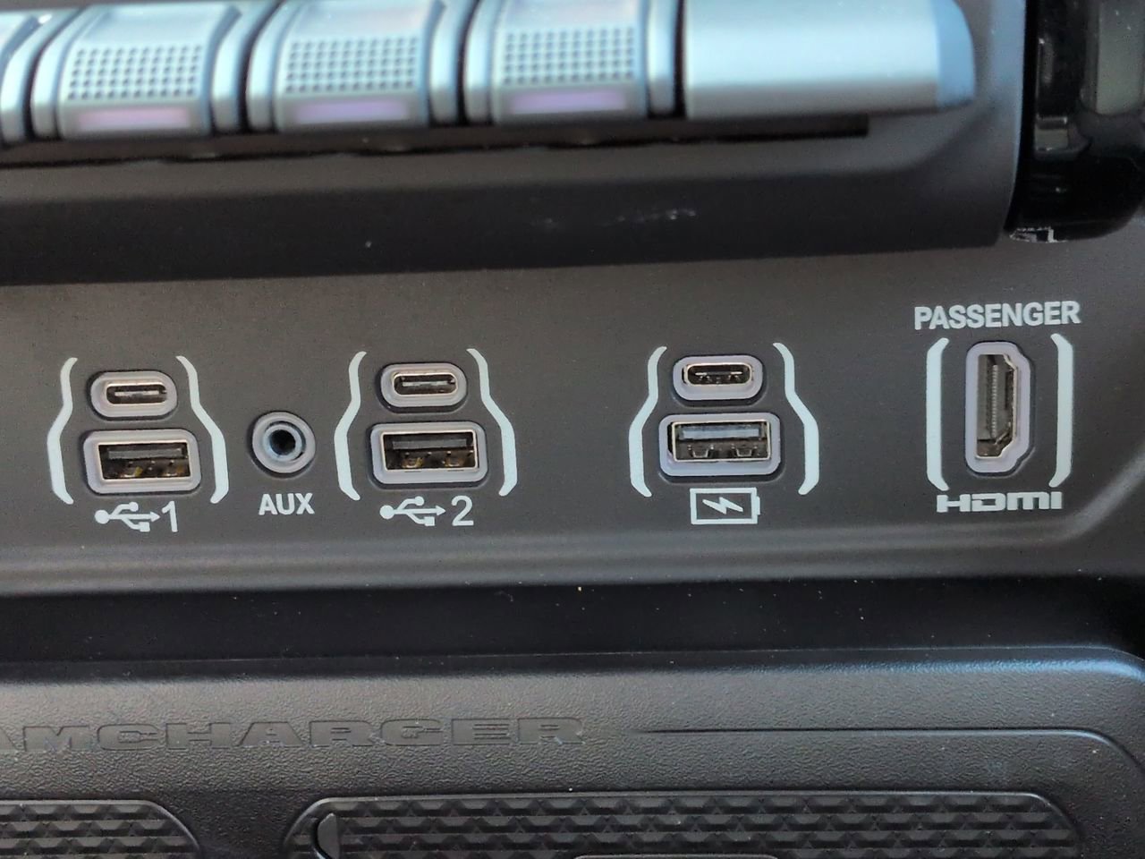 Used 2025 RAM 1500 Limited w/ Body Color Bumper Group AWD/4WD image 24