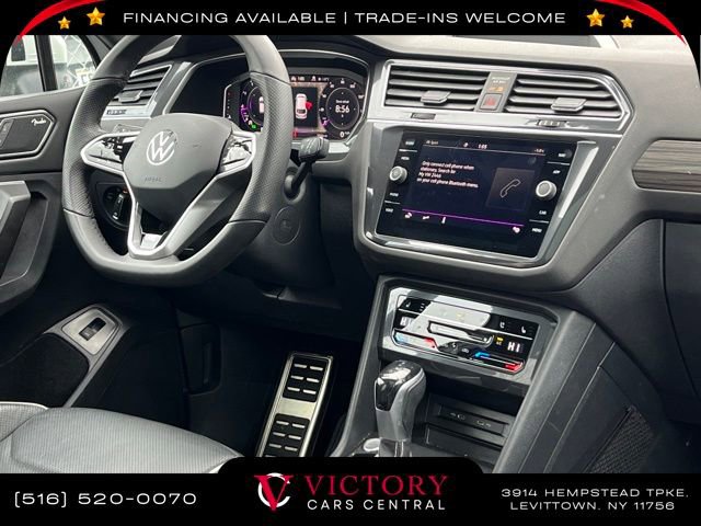 Used 2022 Volkswagen Tiguan SEL R-Line image 25