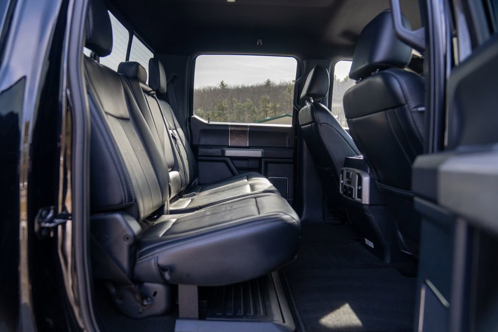 Used 2022 Ford F250 Lariat w/ Black Appearance Package image 15