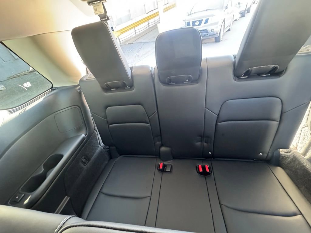 New 2026 Nissan Pathfinder SL image 21