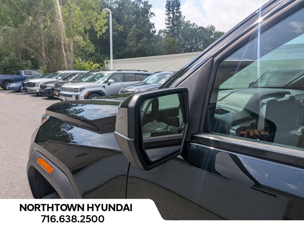 Used 2023 GMC Canyon AT4X AWD/4WD image 39