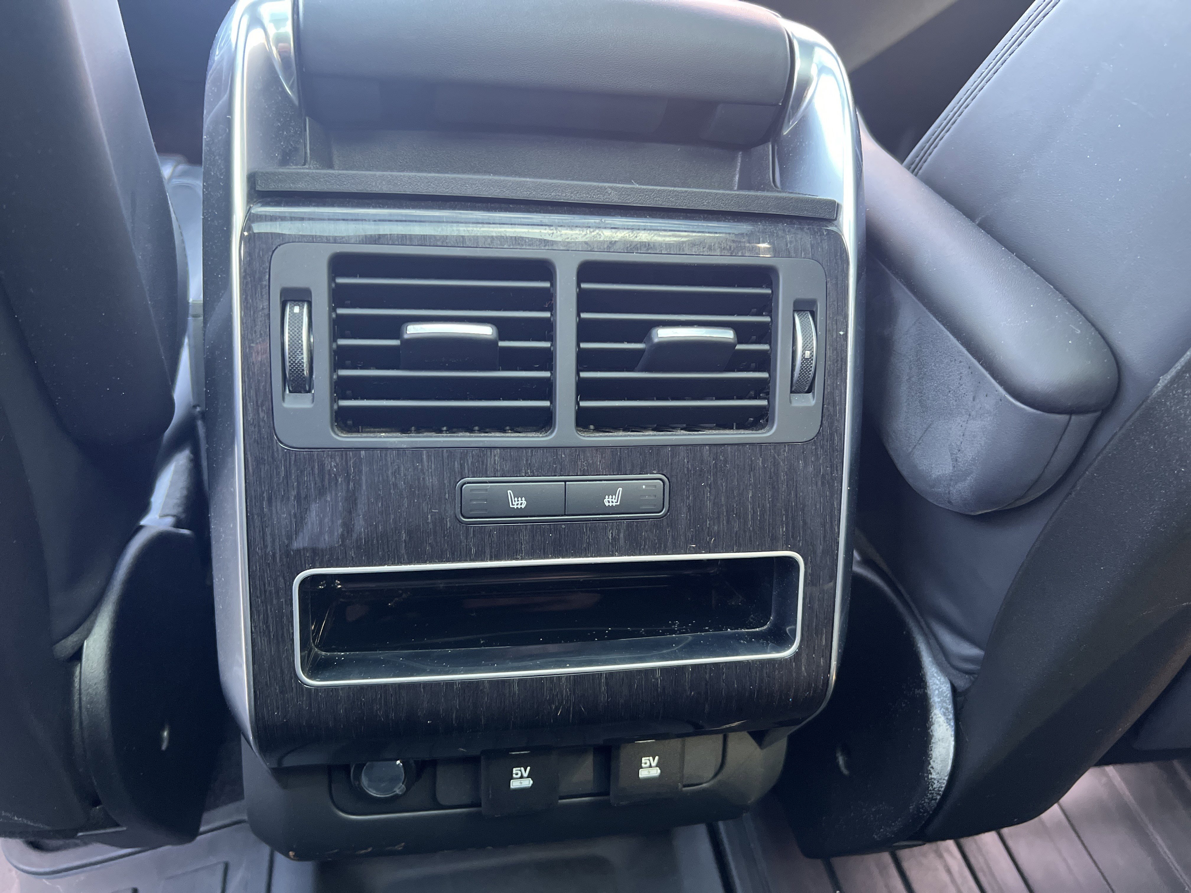 Used 2020 Land Rover Range Rover Sport HSE image 30