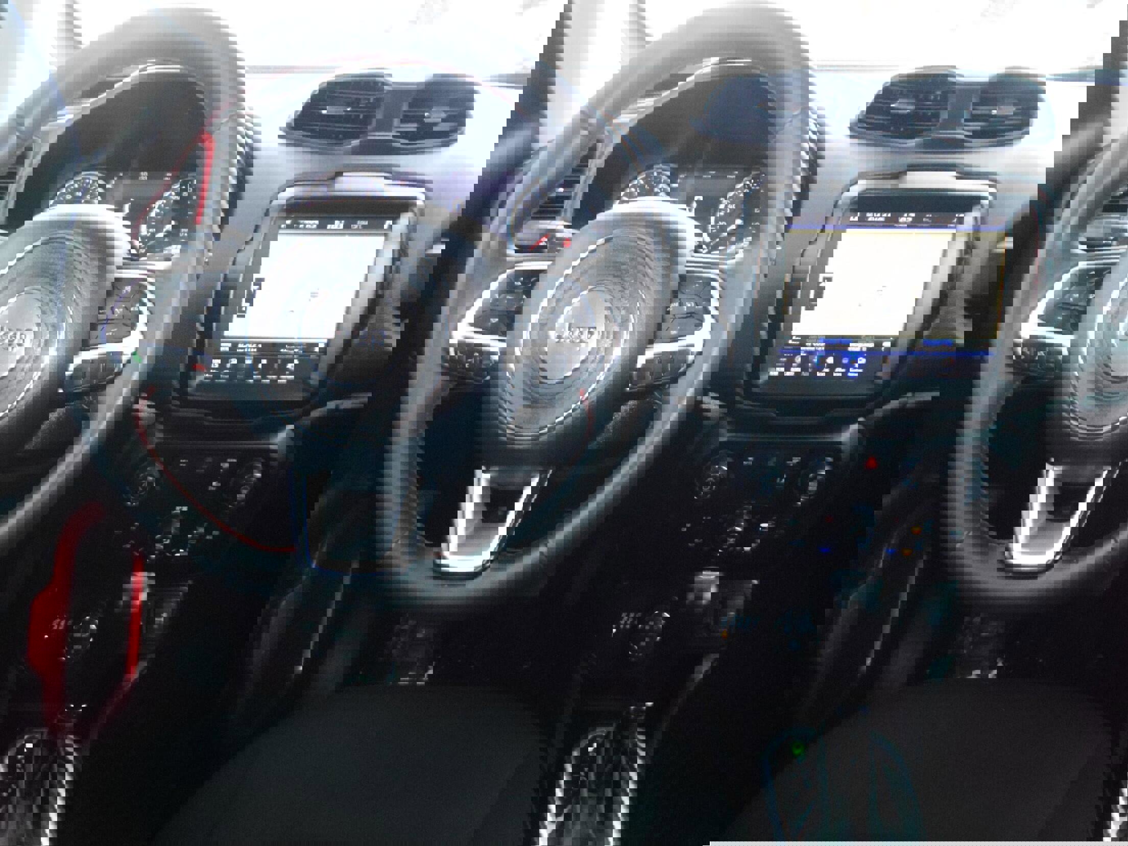 Certified 2023 Jeep Renegade Trailhawk image 4