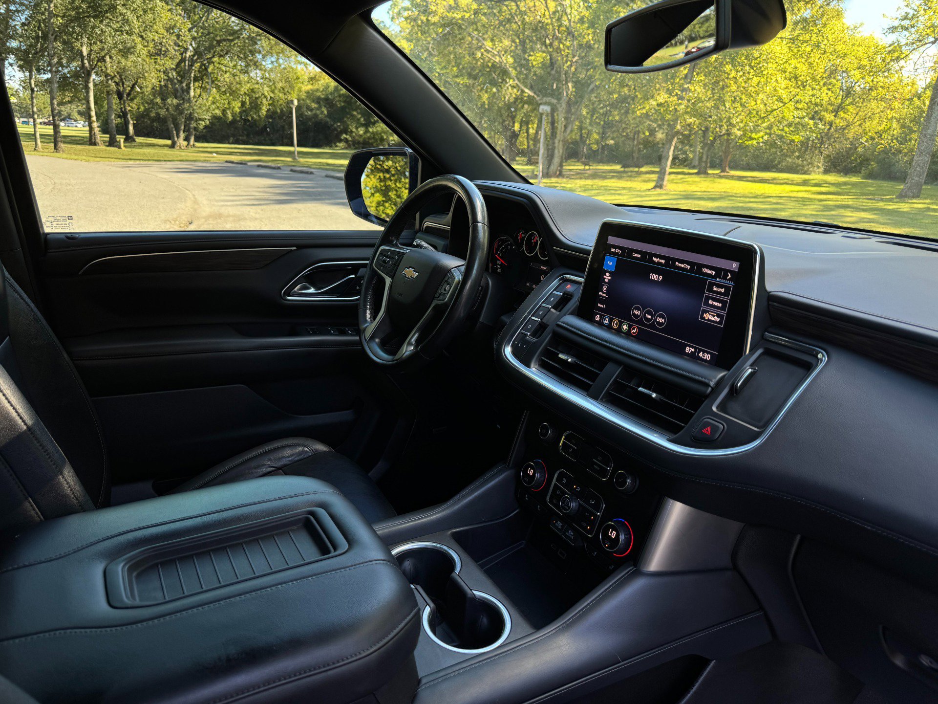 Used 2021 Chevrolet Tahoe LT image 40