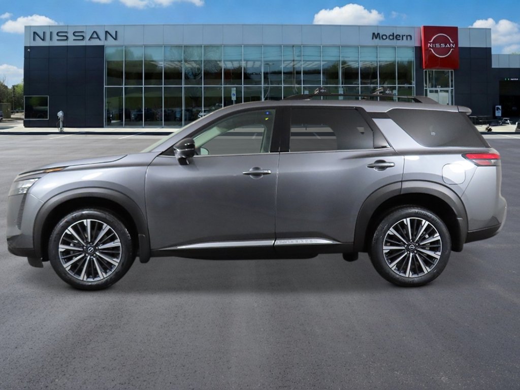 New 2026 Nissan Pathfinder Platinum AWD/4WD image 2