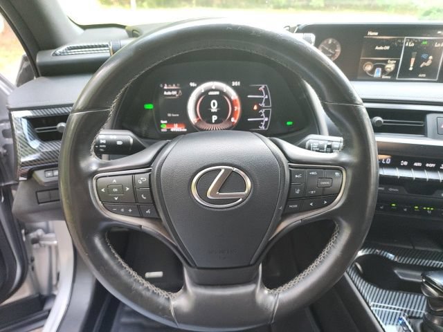 Used 2020 Lexus UX 250h w/ Premium Package AWD/4WD image 18