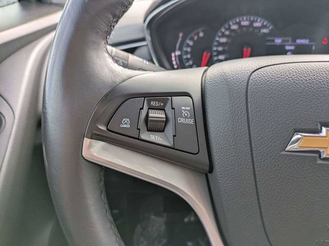 Used 2019 Chevrolet Trax LT w/ LT Convenience Package FWD image 25