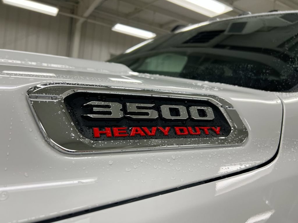 New 2026 RAM 3500 Tradesman AWD/4WD image 21