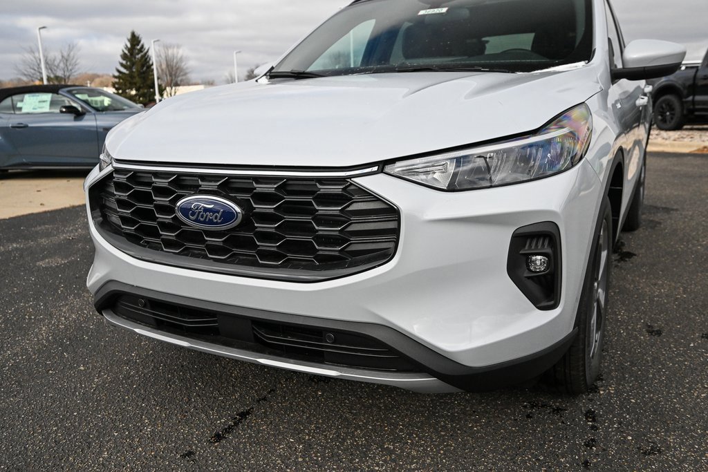 New 2026 Ford Escape ST-Line Select w/ Equipment Group 401A image 11