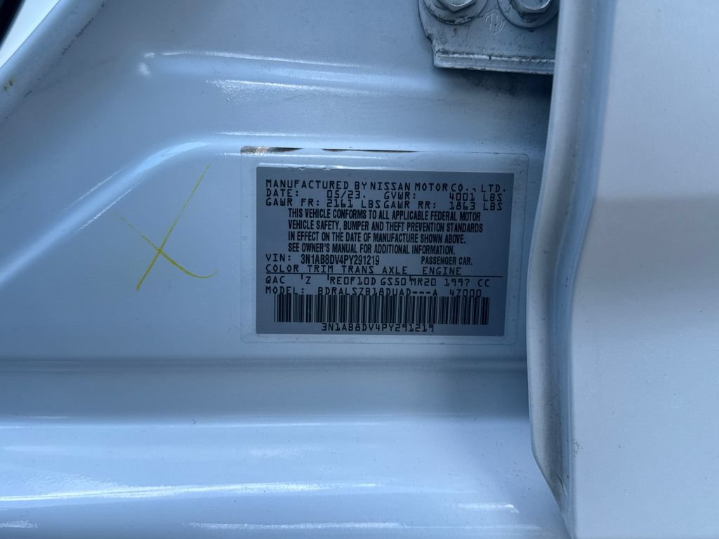 Used 2023 Nissan Sentra SR w/ SR Premium Package FWD image 24