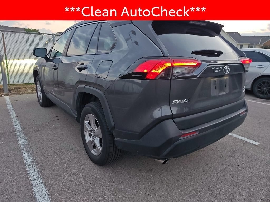 Used 2023 Toyota RAV4 XLE w/ Convenience Package AWD/4WD image 4