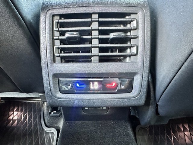 Used 2023 Volkswagen Golf 20th Anniversary Edition image 26