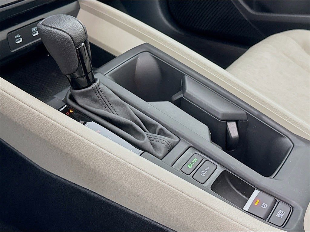 Certified 2025 Honda Accord SE image 24