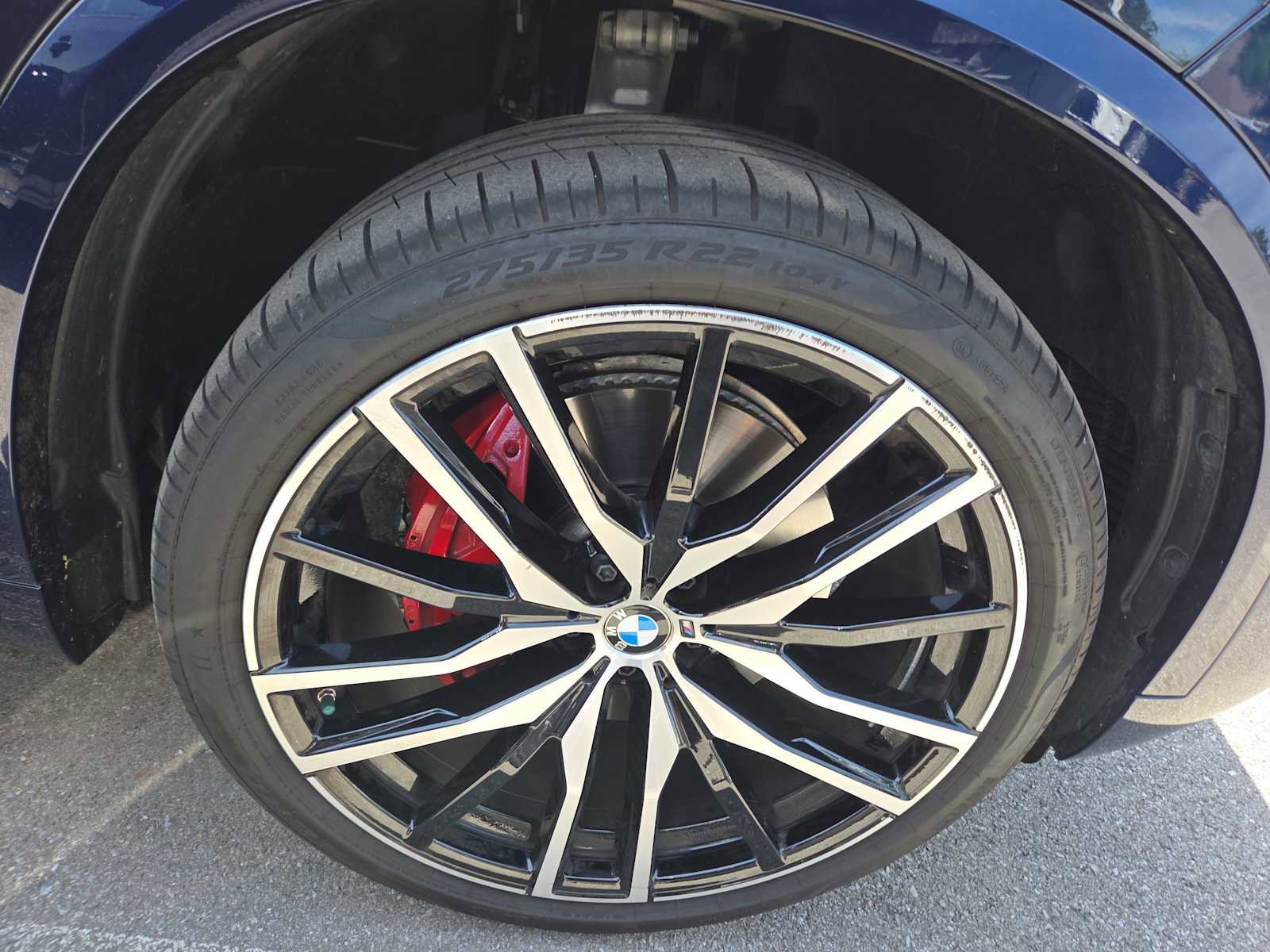 Used 2026 BMW X5 xDrive40i w/ M Sport Package AWD/4WD image 2