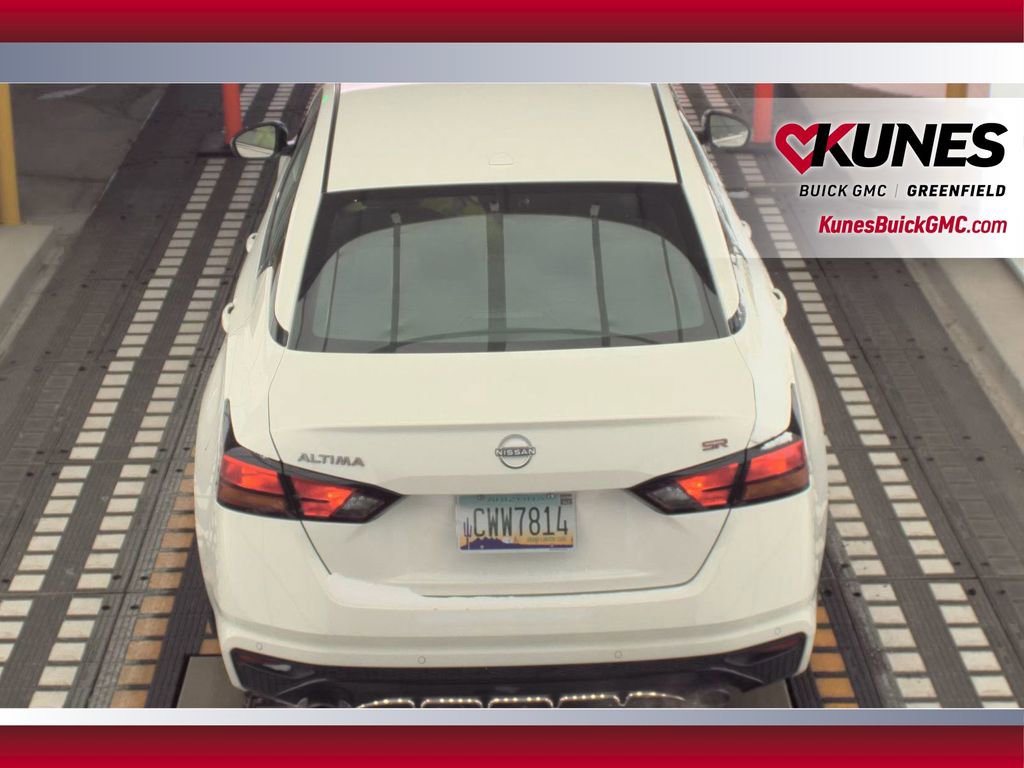 Used 2024 Nissan Altima 2.5 SR FWD image 4