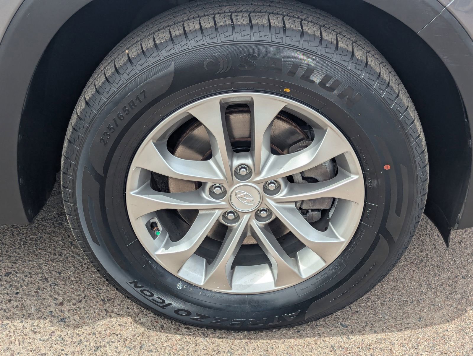 Used 2019 Hyundai Santa Fe SE FWD image 9